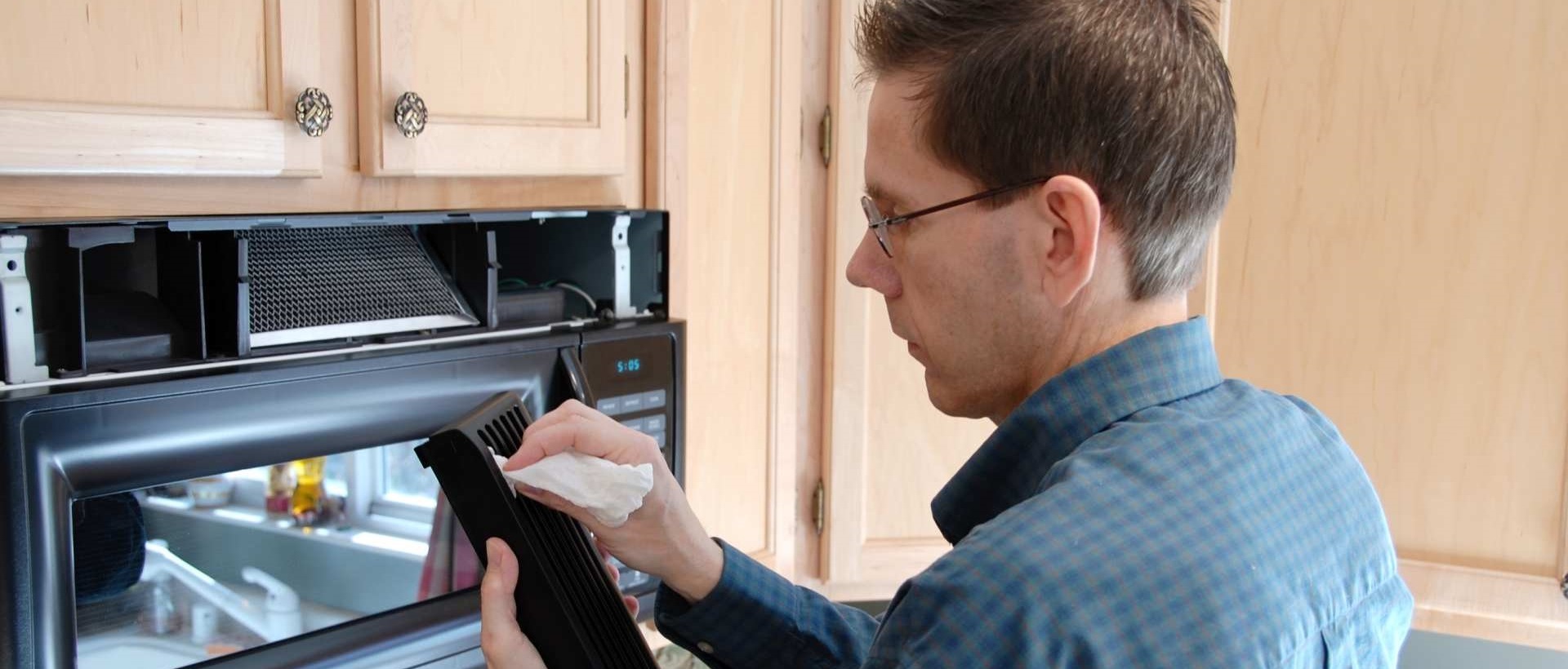 Kitchen fitters SW17